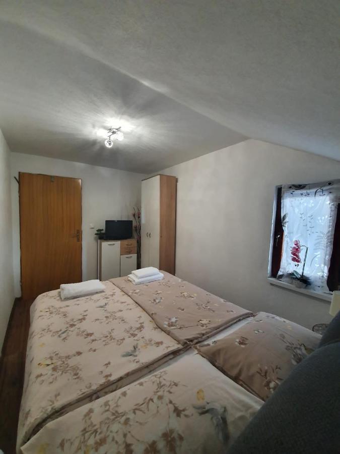 Apartment Magdalena Книн Екстериор снимка
