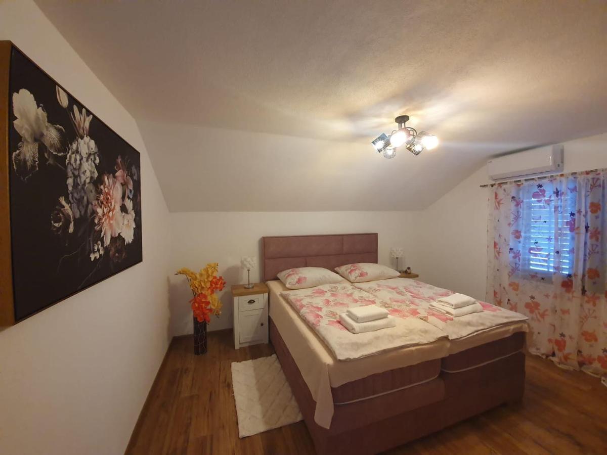 Apartment Magdalena Книн Екстериор снимка