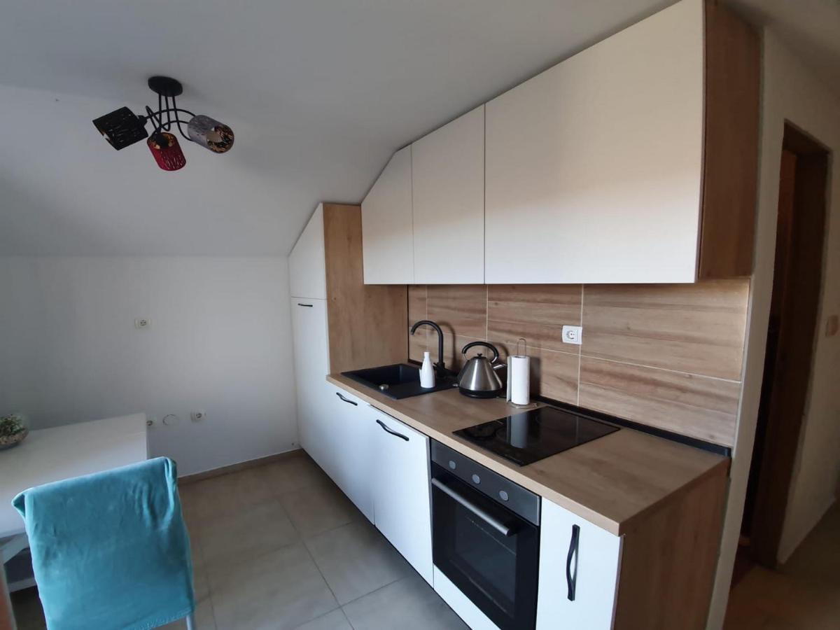 Apartment Magdalena Книн Екстериор снимка